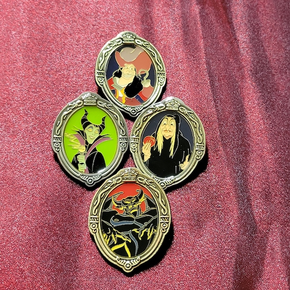 2000 Rare 4 Pc Set Of Disney Villain Pins Gem 2000 Rare 4 Pc Set Of Disney Villain Pins Gem