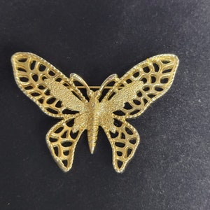 60s Signed SARAH COV. Large Filigree Butterfly