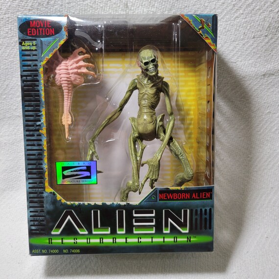 Alien newborn figure outlet