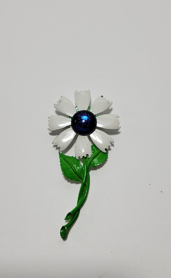 1960s Mod Flower Power Pin - image 3