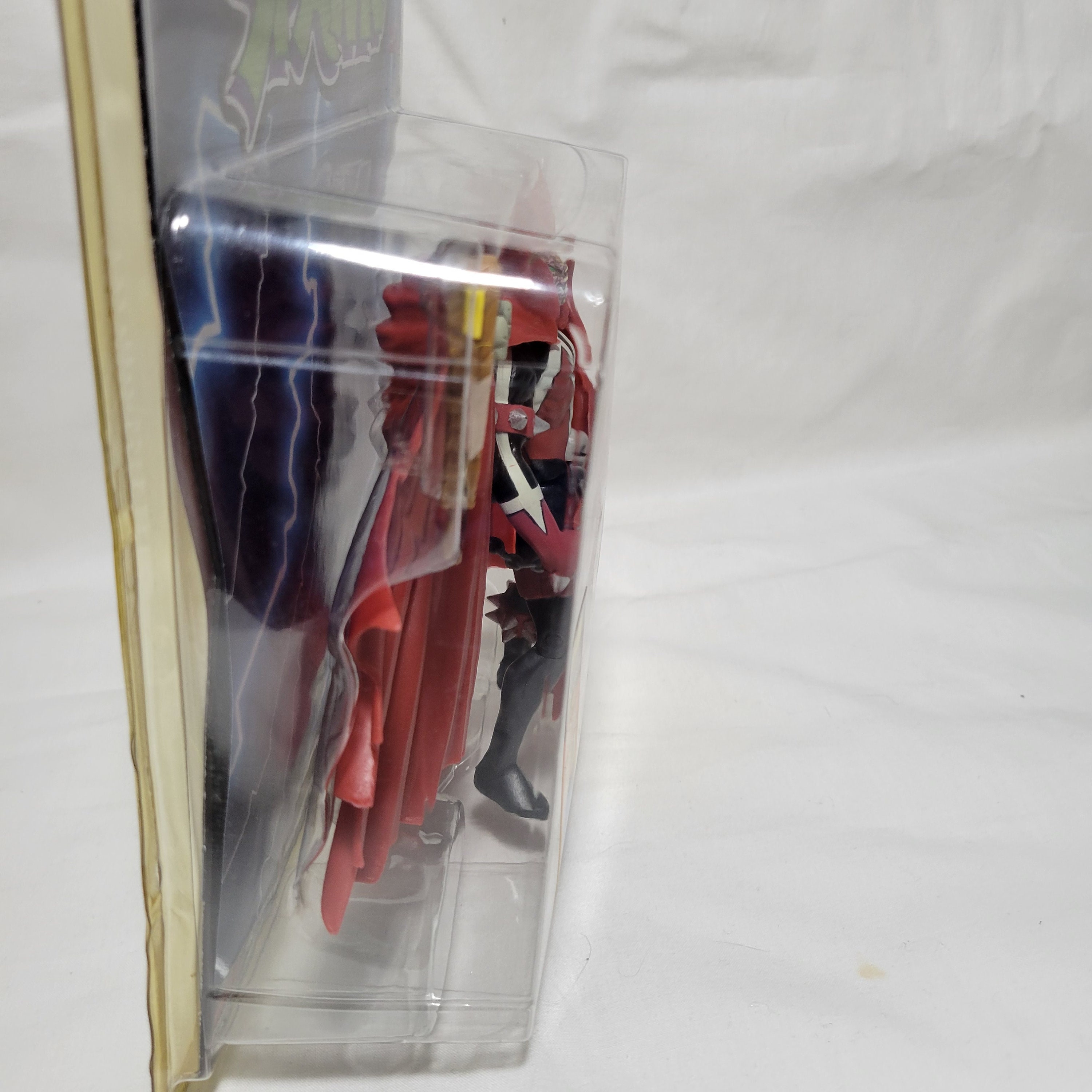 Can't I customize a spawn hamburger head with mcfarlane haunt? I could