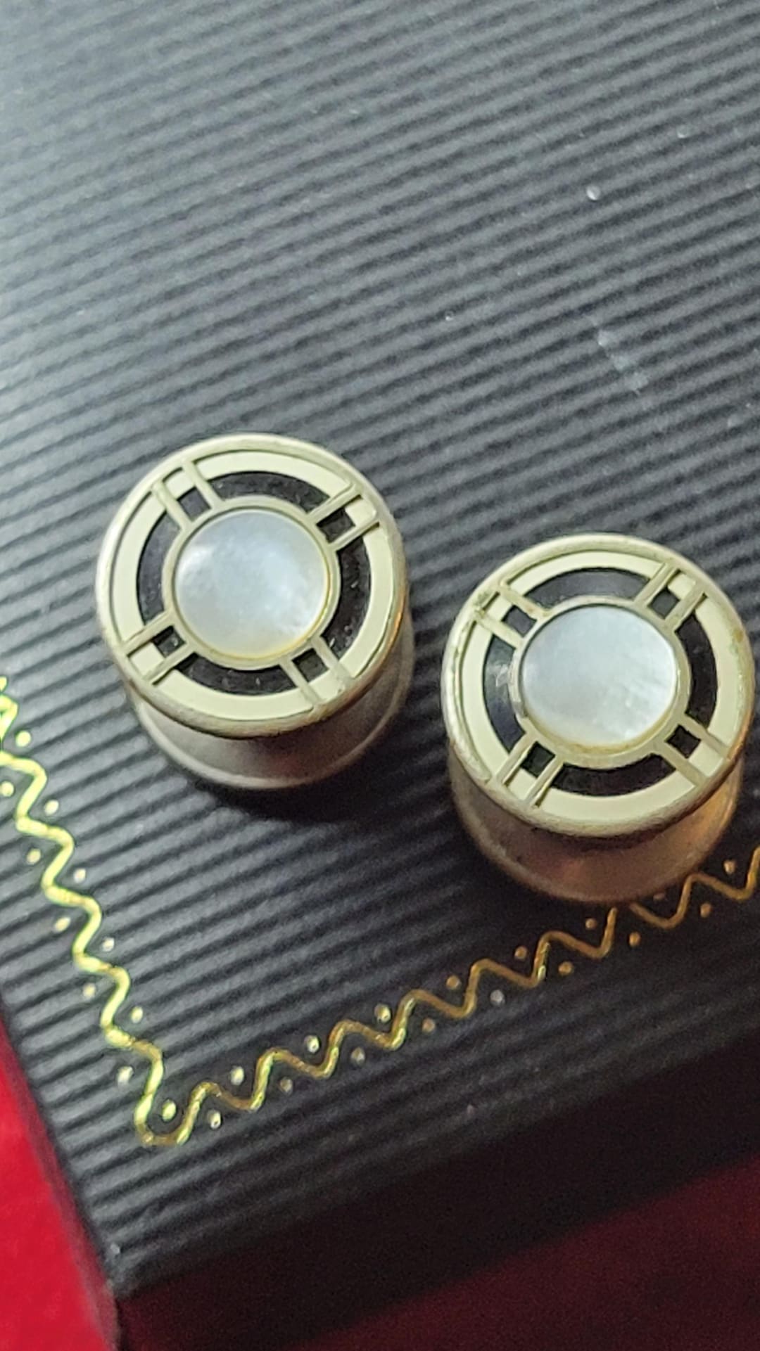Boutons De Manchette Vintage Signés PATENT à Motif Rayures Noires - Occasion Avec Traces D'âge - Estate Find