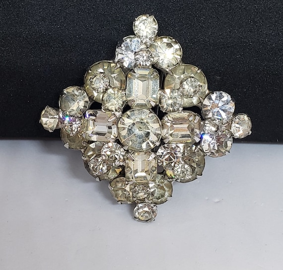 40's/50's Stacked Brooch - image 3