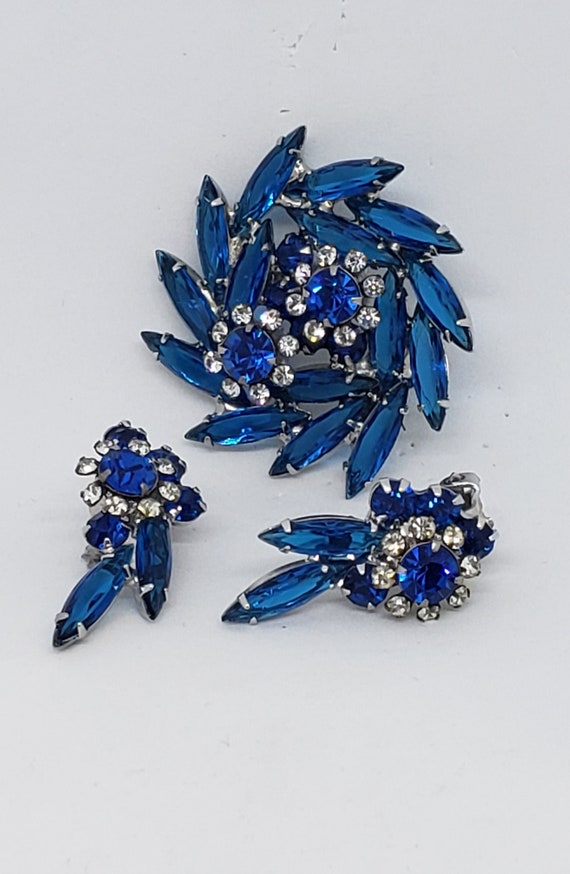 60s Juliana Brooch and Earrings Elegant Sapphire B