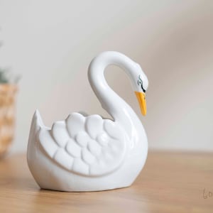 Ceramic Flower Pot Swan // Retro Vintage Planter
