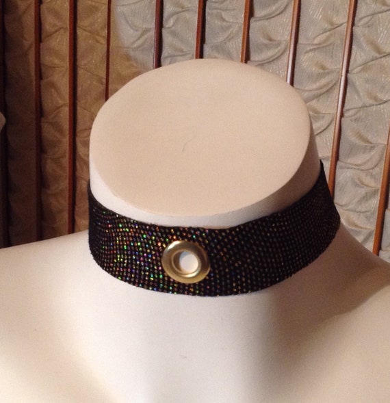 Iridescent leather, choker