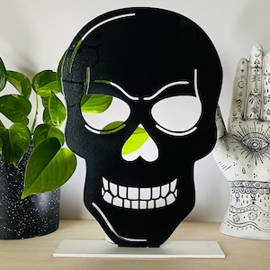 Halloween Skull Ständer Datei für Glowforge Laser Cutter Vektor png dxf Schneidedatei, Halloween Dekor SVG, Spooky SVG