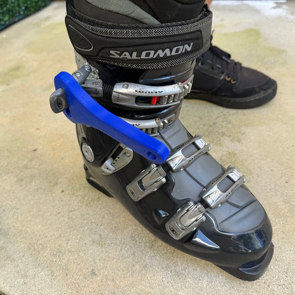 Ski Boot Buckle Assist Tool Buckle Your Boots With Ease