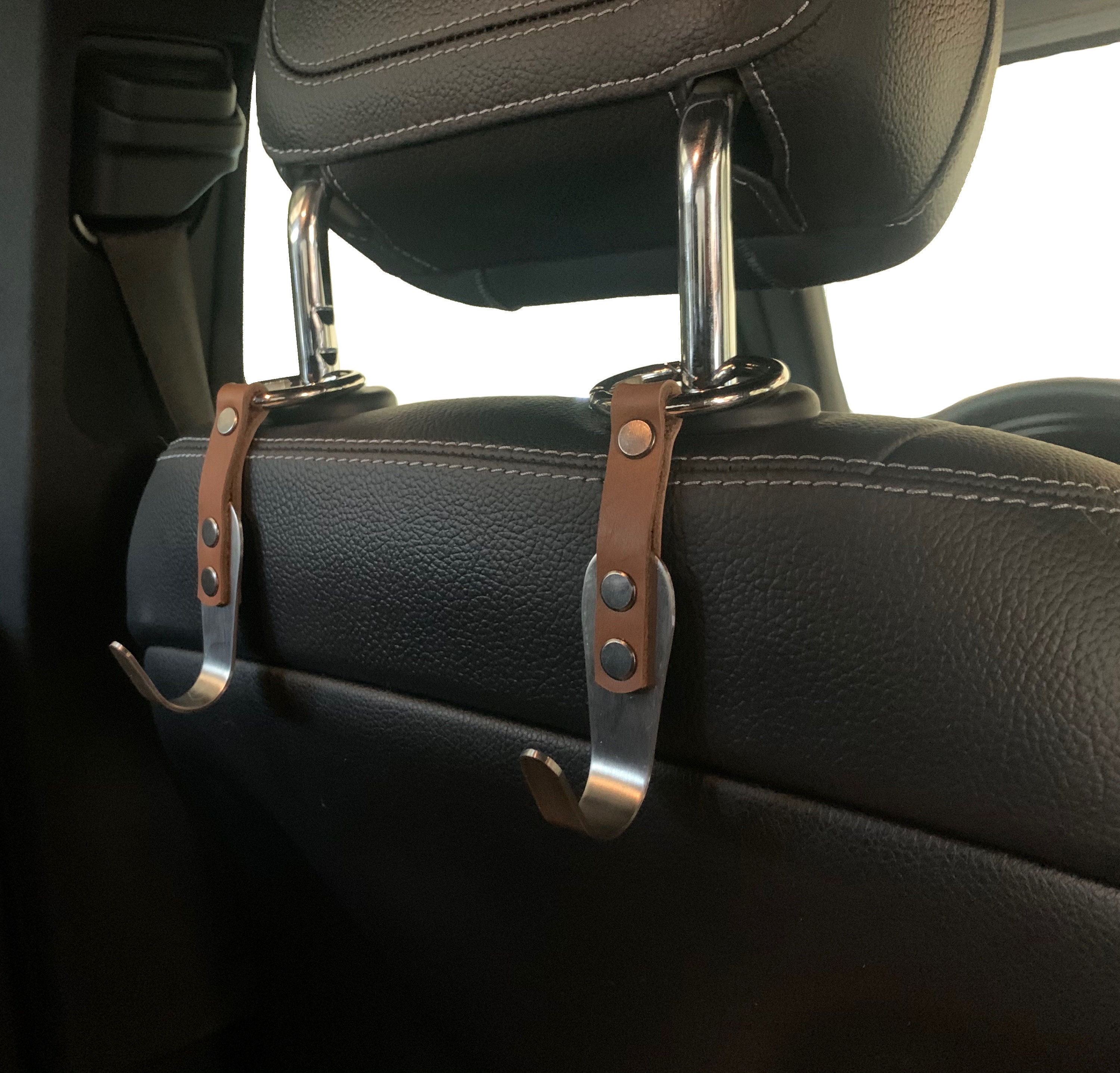 Auto Kopfstütze Haken Aufhänger Geldbörse Premium Leder Edelstahl Autositz  Kopfstütze Lagerung Organizer Handtasche kompatibel mit Auto Haken - .de