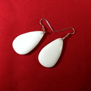 Teardrop-shaped Howlite Earrings, White Turquoise Earrings, White Cabochon Earrings image 4