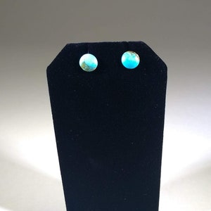 Round Kingman Turquoise Stud Earrings image 9