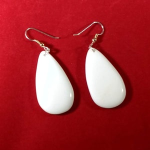 Teardrop-shaped Howlite Earrings, White Turquoise Earrings, White Cabochon Earrings image 1