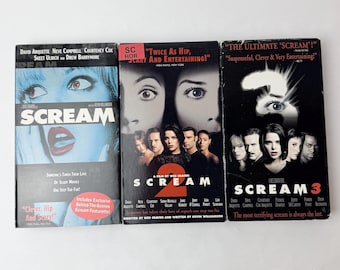 Trilogía VHS de Scream, Scream 1, 2, 3, Neve Campbell, David Arquette, Courteney Cox, Drew Barrymore, Terror de los 90 - ¡Garantizado! PROBADO Y FUNCIONANDO