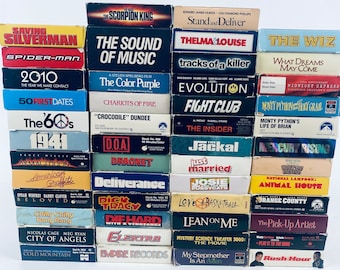 VHS de los 80 y 90: Fight Club, Deliverance, Empire Records, Monty Python, National Lampoon, Dick Tracy, The Wiz, todos probados, 6 de 8 Build A Lot