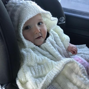 Irlandzki dzianinowy poncho w 3 rozmiarach dla niemowląt