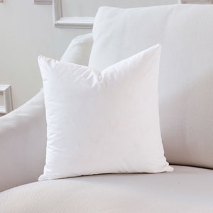 Pillow Insert - 16x16 Square Pillow insert - Poly/Feather/Blend - Plankroad Home Decor