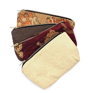 Chic Sustainable Zippered Pouch - Eco-Friendly Upholstery Fabric Multi-Purpose Bag for Cosmetics, Stationery & Travel