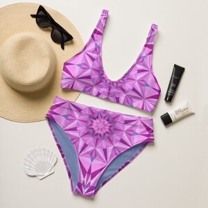 Lebendige Pink Diamant Neckholder-Bikini | Recycelter Stoff | Strand, Festival, Pool Bademode | Umweltfreundlich | Dopamin Fashion | Maximalistischer Stil