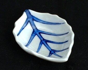 Ceramic Asian-Themed Blue and White Leaf Dish