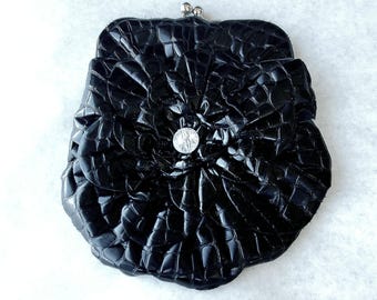 Vintage Black Floral Petal Appliqué Clutch with a Kiss Lock Clasp