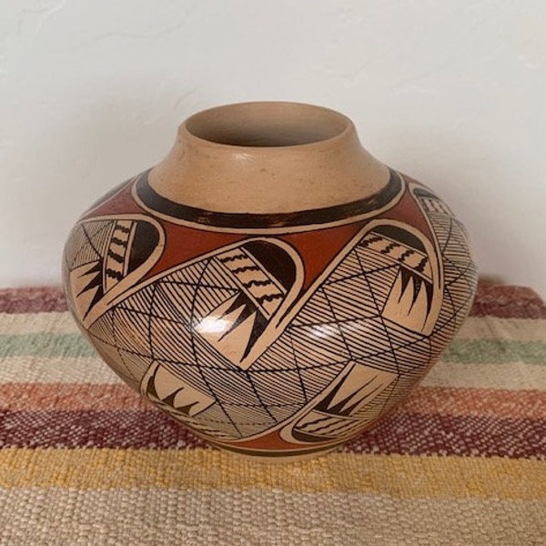 Hopi Pueblo Indian Pottery  Migration Pattern by Clinton Polacca Nampeyo