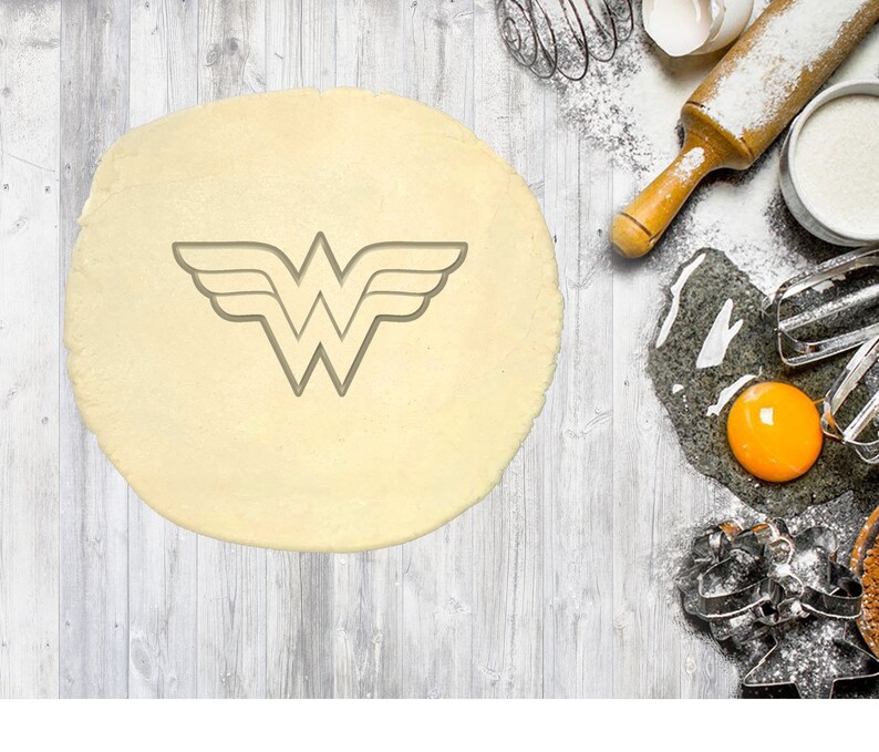 Fondant Cookie Cutter Clay Baking Gift Birthday Party Favor Baby shower Wonder women