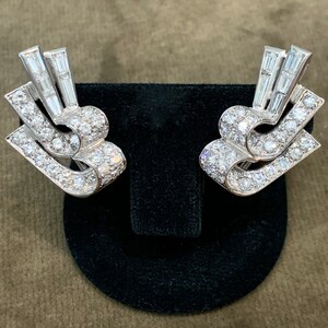 Late Art Deco diamond clip earrings, circa 1950 image 9