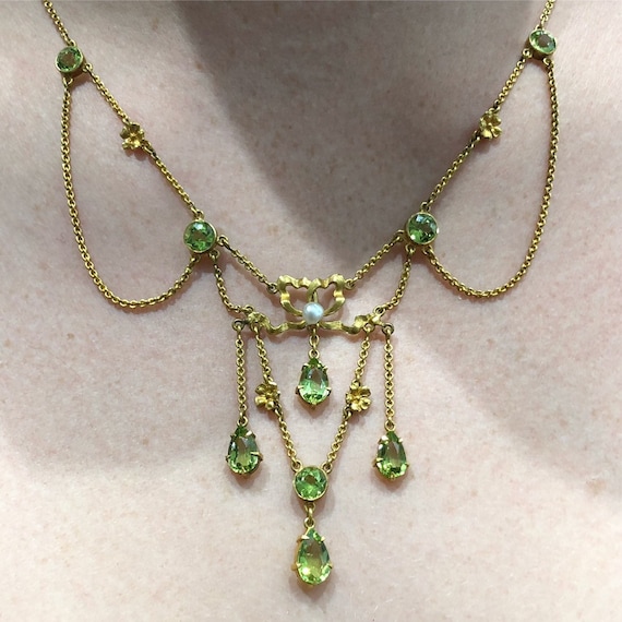 Edwardian peridot and natural pearl necklace, cir… - image 1