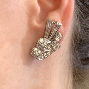 Late Art Deco diamond clip earrings, circa 1950 image 8