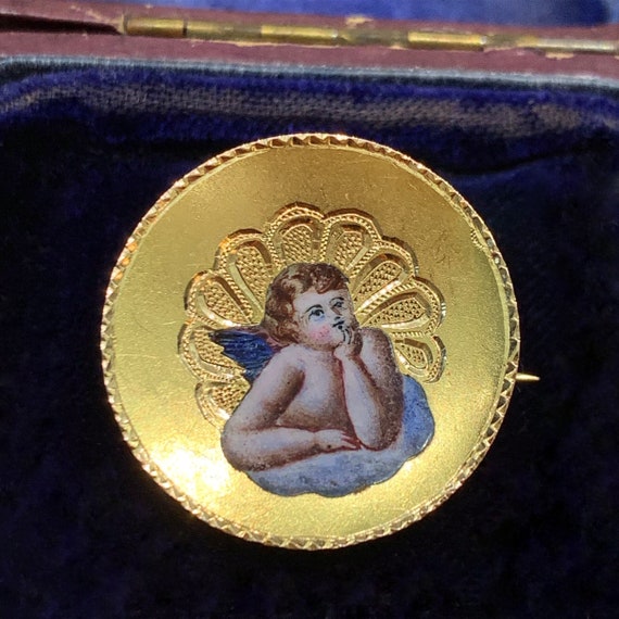 Victorian gold enamel angel pin, circa 1890 - image 1