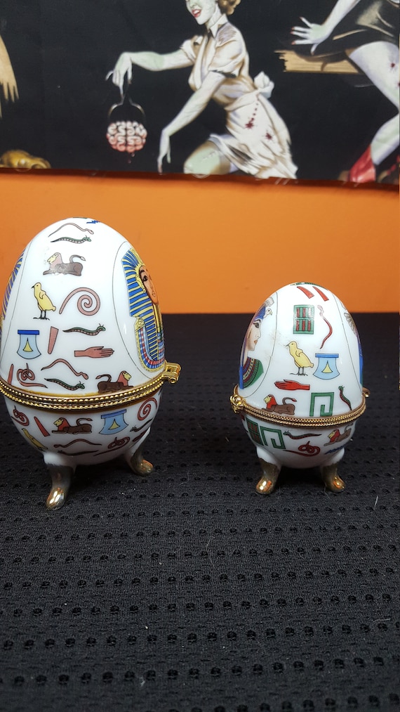 Pair of Porcelain Egg Trinket Boxes, Egyptian The… - image 4