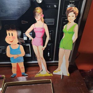 Vintage Papierpuppen Lot.