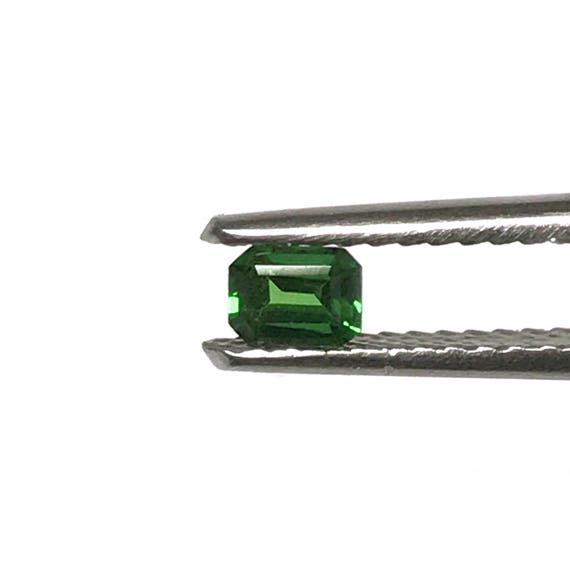 3x4 mm Tsavorite Garnet emerald cut green garnet high quality garnet loose natural tsavorite faceted emerald cut gems for making jewelry