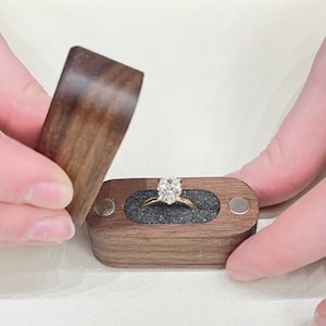 Ring box/pocket sized box/low profile