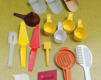Vintage Tupperware gadgets - pick one!