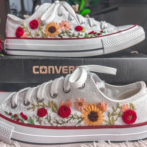 Women Summer Ethnic Embriodery Canvas Shoes