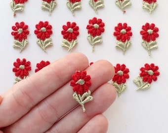 25 Pequeños apliques de flores ROJAS bordados 2 cm 0,8 pulgadas