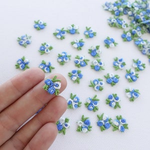 40 Blue and white miniature embroidered flower SEWING appliques