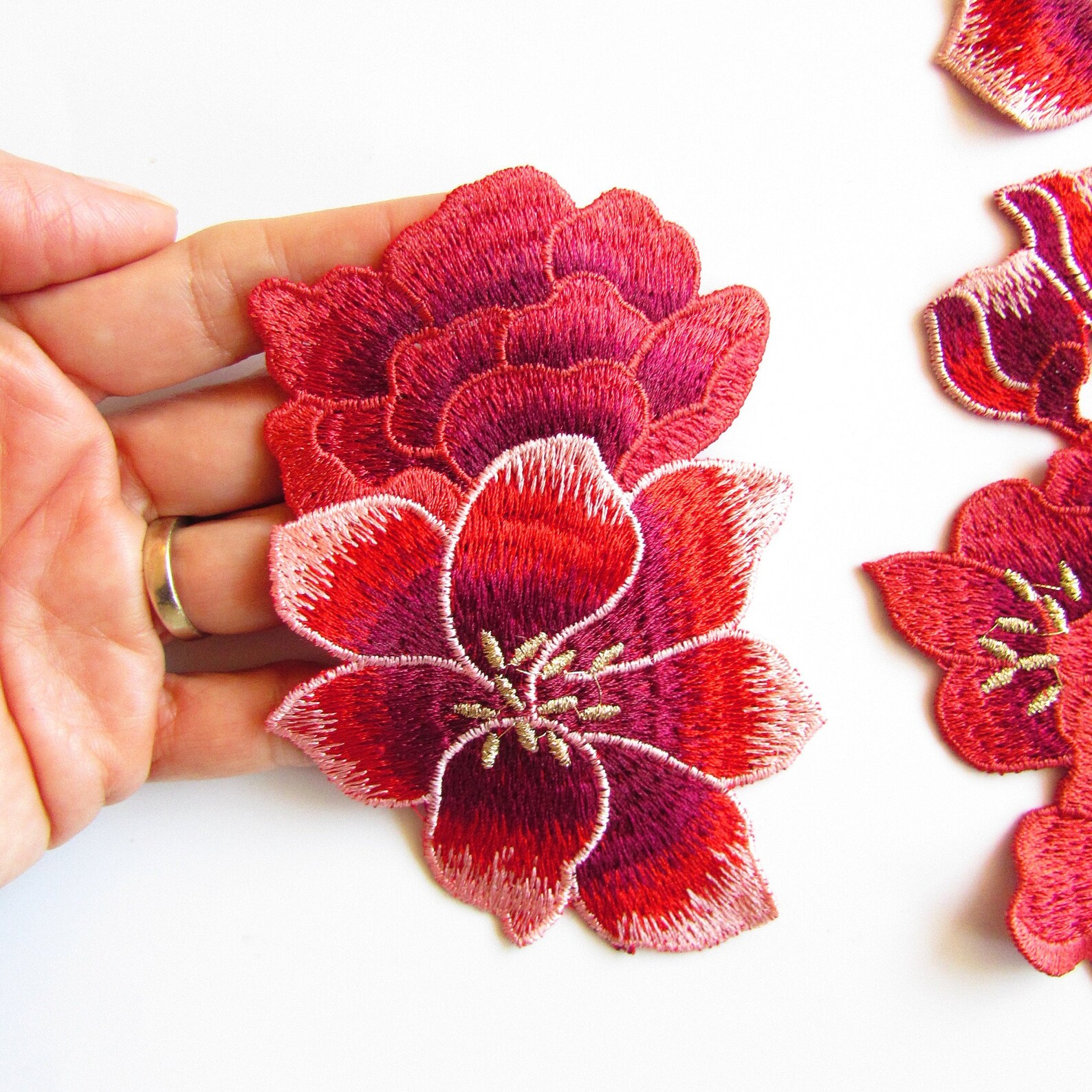 Set Of 5 Embroidered Sewing Flower Appliques Red Poenies Etsy Set Of 5 Embroidered Sewing Flower Appliques Red Poenies Etsy
