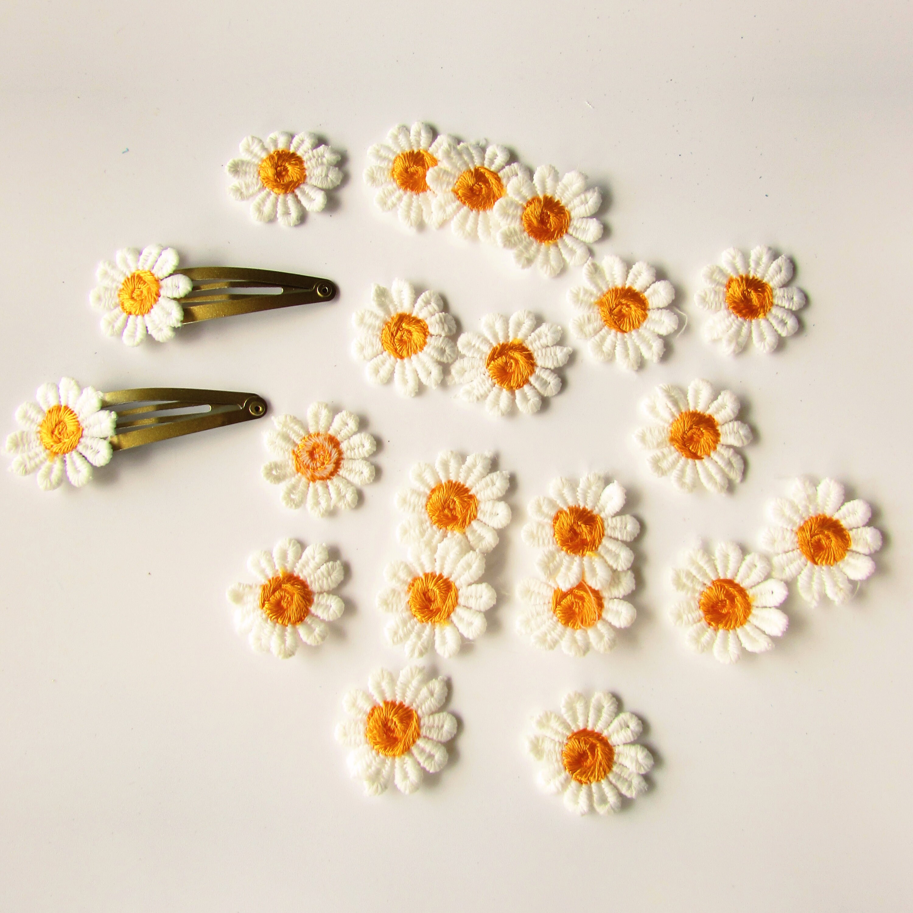 Set of 20 White Daisy Sewon Embroidered Patch Appliques 2.4 Etsy