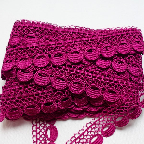 2 yards Lace Magenta, Guipure lace dark pink