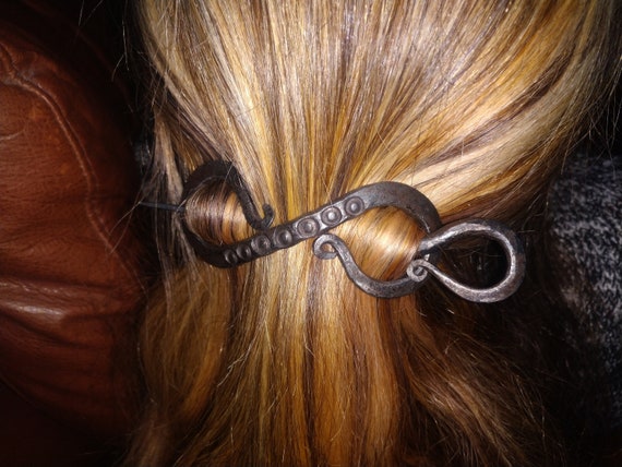 Ladies hair pin deals