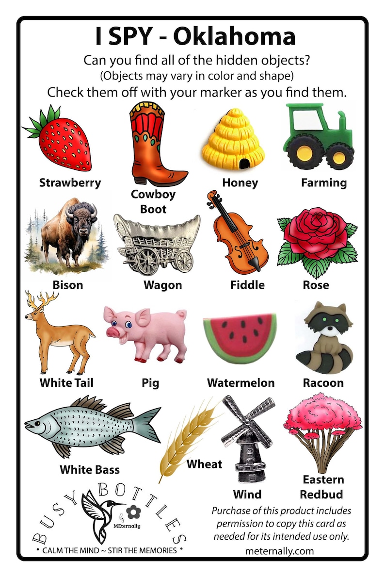 Peut inclure: Une carte de jeu I Spy Oklahoma pr&eacute;sentant une grille d'illustrations comprenant une fraise, une botte de cow-boy, une ruche, un tracteur vert, un bison, un chariot, un violon, une rose, un cerf, un cochon, une past&egrave;que, un raton laveur, un poisson, du bl&eacute;, un moulin &agrave; vent et un arbre redbud avec du texte.