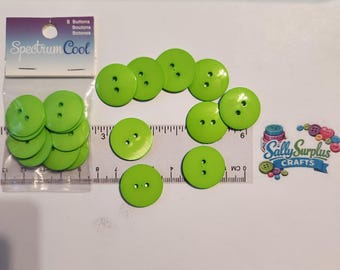 Spectrum Cool Blumenthal Buttons - Green 7/8" sew through, pack of 9
