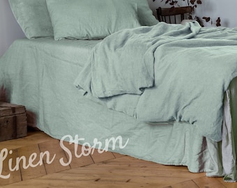 Linen sheet set in Sage Green color. Flat sheet, fitted sheet, 2 pillowcases