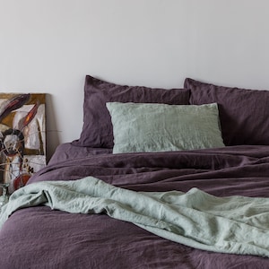 Linen duvet cover in purple/plum color. Stonewashed linen bedding made from heirloom quality heavy linen, hand dyed fabric, bohemian style