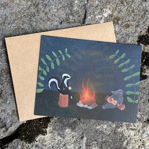 Cartes de mouffette vierges, carte d'anniversaire de mouffette, carte d'anniversaire confortable, animaux de camping, illustration de mouffette et de taupe, carte de célébration d'aventure en plein air