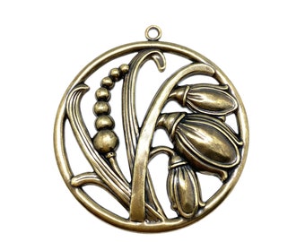 Art Nouveau style print for pendant or brooch