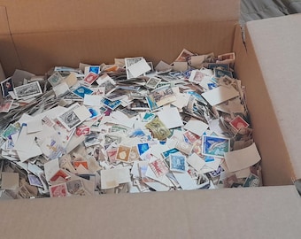250 Verschiedene - Welt Briefmarken - Viele Länder -Mint & Gebraucht -Off Papier