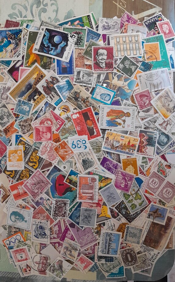 250種類 - 世界の切手 - 多くの国 - 新品・使用済み - オフペーパー